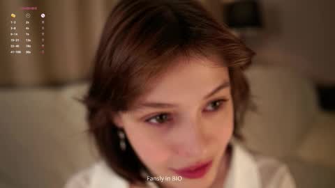 Sarah online show from October 18, 1:30 am