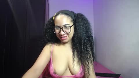 Snapshot of kristynsmith20 chatting on September 9, 10:31 pm kristynsmith20 online show from September 9, 10:31 pm
