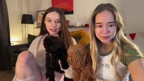 Snapshot of kristyspiritedaway chatting on January 16, 5:55 pm Kristy Nip slip shady  Best model on CB  online show from January 16, 5:55 pm