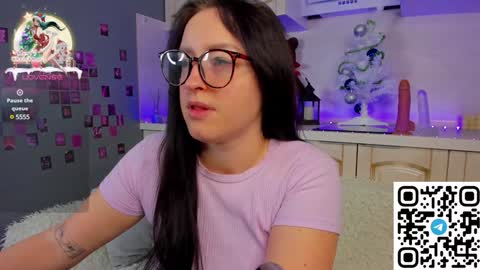 Kruela GTM3Tue Wed Thu Fri Sun 0400 am-1030pm online show from December 30, 11:49 pm