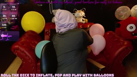 Snapshot of kureiji_fetish chatting on January 9, 6:38 am Fetiche Woman online show from January 9, 6:38 am