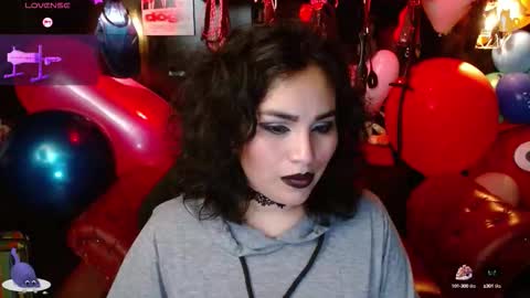 Snapshot of kureiji_fetish chatting on September 15, 10:39 pm Fetiche Woman online show from September 15, 10:39 pm
