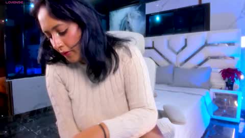 kya_miller_ online show from January 16, 12:06 am