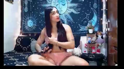 kylie online show from June 3, 10:04 pm