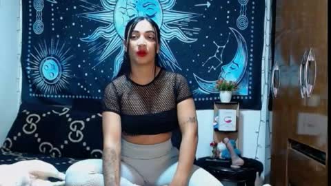 Snapshot of kylie_capricorn chatting on October 7, 10:03 pm kylie online show from October 7, 10:03 pm