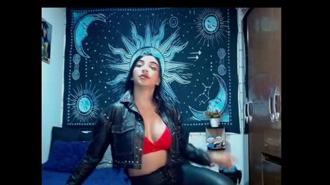 Snapshot of kylie_capricorn chatting on February 11, 12:25 pm kylie online show from February 11, 12:25 pm