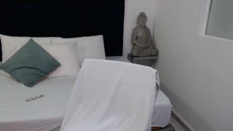 Melissa online show from September 28, 9:47 am