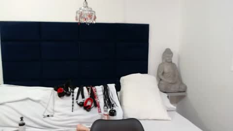 Melissa online show from November 30, 11:36 am