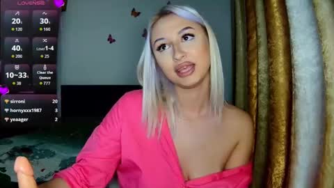 kylie online show from October 31, 12:45 am