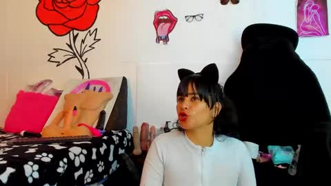 Snapshot of kymberlyhott chatting on December 14, 5:03 pm call me kim online show from December 14, 5:03 pm