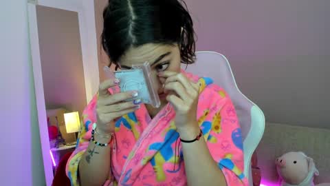 Kym Giraldo online show from January 7, 6:05 am