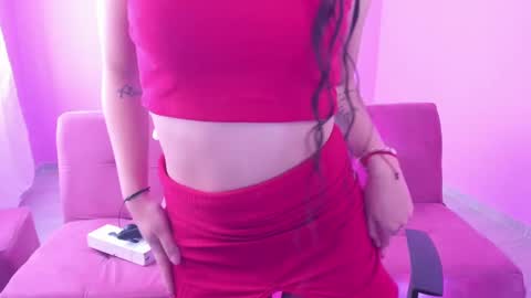 Kym Giraldo online show from February 13, 1:26 pm