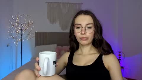 Margo  online show from February 16, 2:17 pm