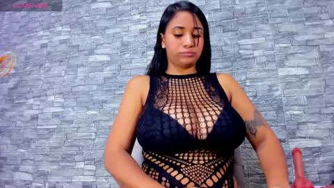 Snapshot of la_indiia chatting on December 11, 12:02 pm la_indiia online show from December 11, 12:02 pm