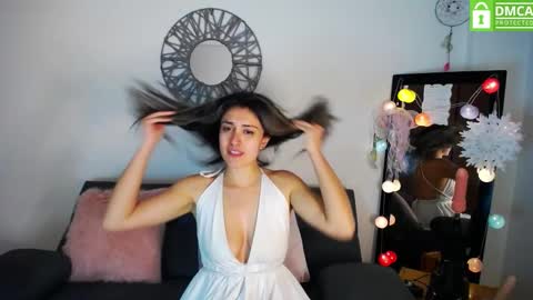 Catalina online show from March 4, 2:38 am