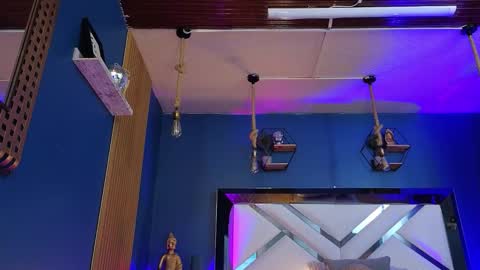 Cris  online show from September 25, 12:04 pm