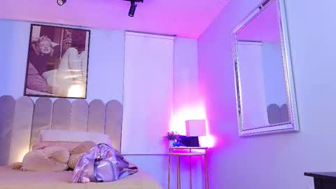 Cris  online show from March 1, 11:28 am