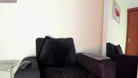 Snapshot of lace_victoria chatting on September 26, 1:25 am lace_victoria online show from September 26, 1:25 am