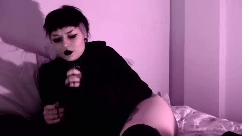 Lacey-Marie online show from March 13, 4:47 am