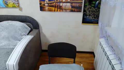 Snapshot of lady_boom_ chatting on October 19, 3:58 pm lady_boom_ online show from October 19, 3:58 pm