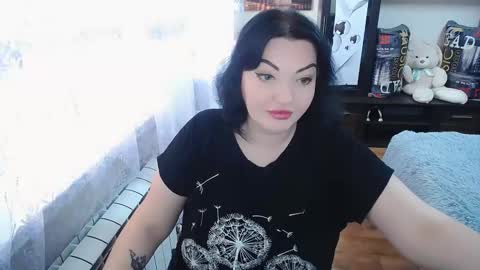 Snapshot of lady_boom_ chatting on February 25, 9:31 am lady_boom_ online show from February 25, 9:31 am