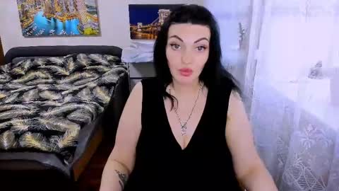 lady_boom_ online show from June 5, 4:35 pm