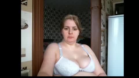 lady cute cat29 online show from March 6, 3:01 am