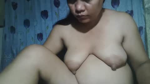 Snapshot of lady_love063 chatting on October 16, 10:34 pm lady_love063 online show from October 16, 10:34 pm