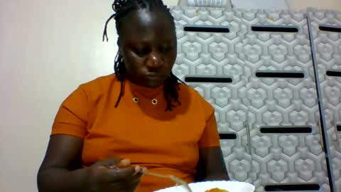 lindah32 online show from January 26, 4:20 pm