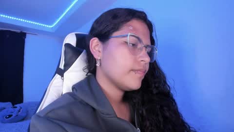  Lady  online show from March 6, 3:13 am