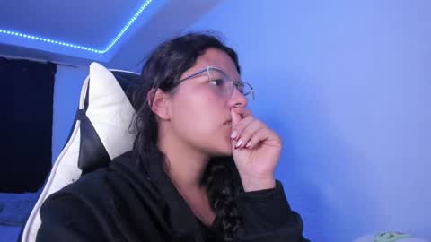  Lady  online show from February 21, 5:46 am