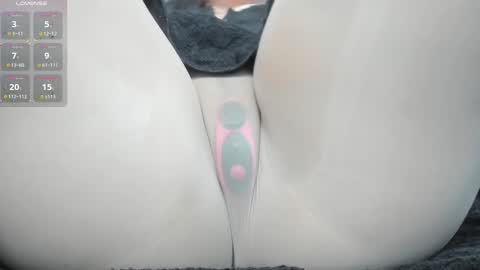  Danna................. online show from February 15, 12:43 pm