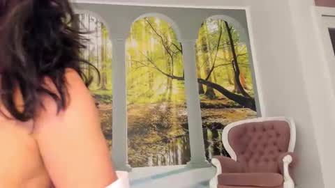 LADYGILDA online show from October 2, 5:07 pm