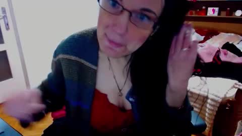 LadyLHoty online show from April 3, 8:40 pm