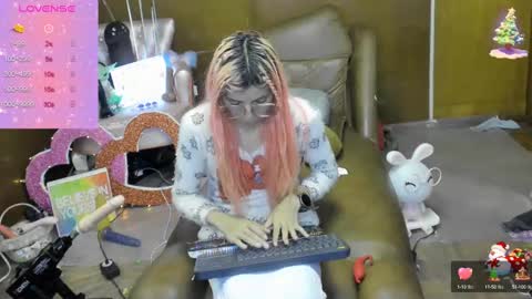 Snapshot of laflakita21 chatting on October 8, 1:32 am Skinnygirl online show from October 8, 1:32 am