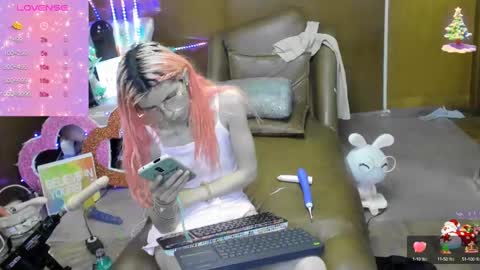 Snapshot of laflakita21 chatting on September 19, 1:37 am Skinnygirl online show from September 19, 1:37 am