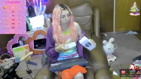 Snapshot of laflakita21 chatting on October 10, 1:54 am Skinnygirl online show from October 10, 1:54 am