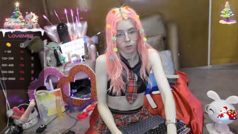 Snapshot of laflakita21 chatting on January 12, 12:49 am Skinnygirl online show from January 12, 12:49 am