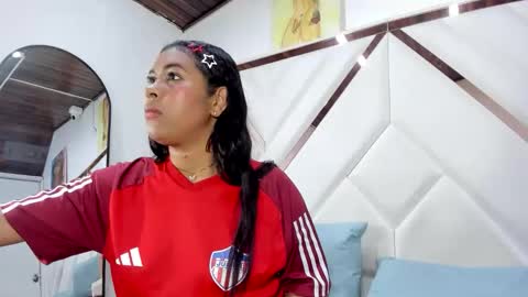 laila_5 online show from May 16, 8:41 pm