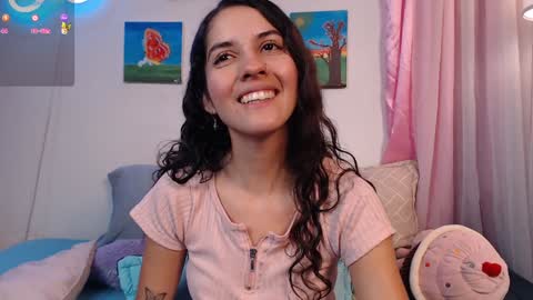 Snapshot of lailypink chatting on January 14, 1:58 am samanta online show from January 14, 1:58 am
