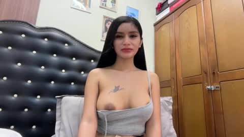 kristine online show from April 5, 11:09 am