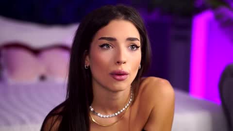 Lala online show from September 18, 7:12 pm