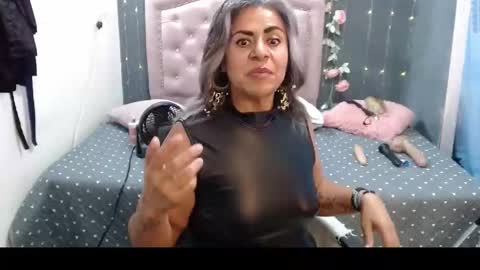 Snapshot of lalisha_96 chatting on March 7, 8:00 pm lalisha online show from March 7, 8:00 pm