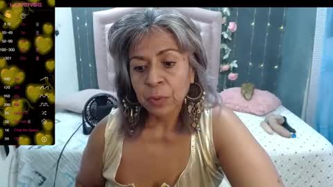 Snapshot of lalisha_96 chatting on December 29, 5:22 pm lalisha online show from December 29, 5:22 pm