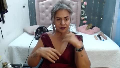 Snapshot of lalisha_96 chatting on February 13, 9:28 pm lalisha online show from February 13, 9:28 pm