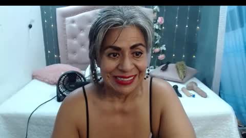 Snapshot of lalisha_96 chatting on February 25, 8:21 pm lalisha online show from February 25, 8:21 pm