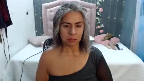 Snapshot of lalisha_96 chatting on February 15, 3:39 pm lalisha online show from February 15, 3:39 pm