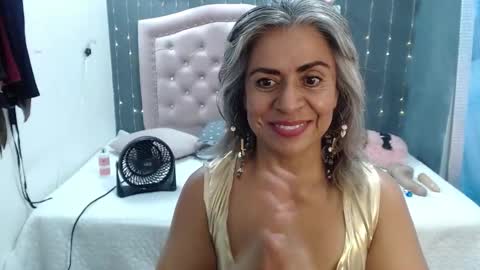 Snapshot of lalisha_96 chatting on February 20, 4:47 pm lalisha online show from February 20, 4:47 pm