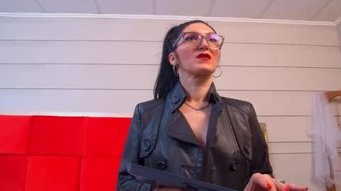 LanaBanner online show from February 3, 6:40 am