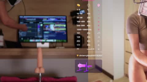 lana_kane_ online show from October 21, 7:07 pm